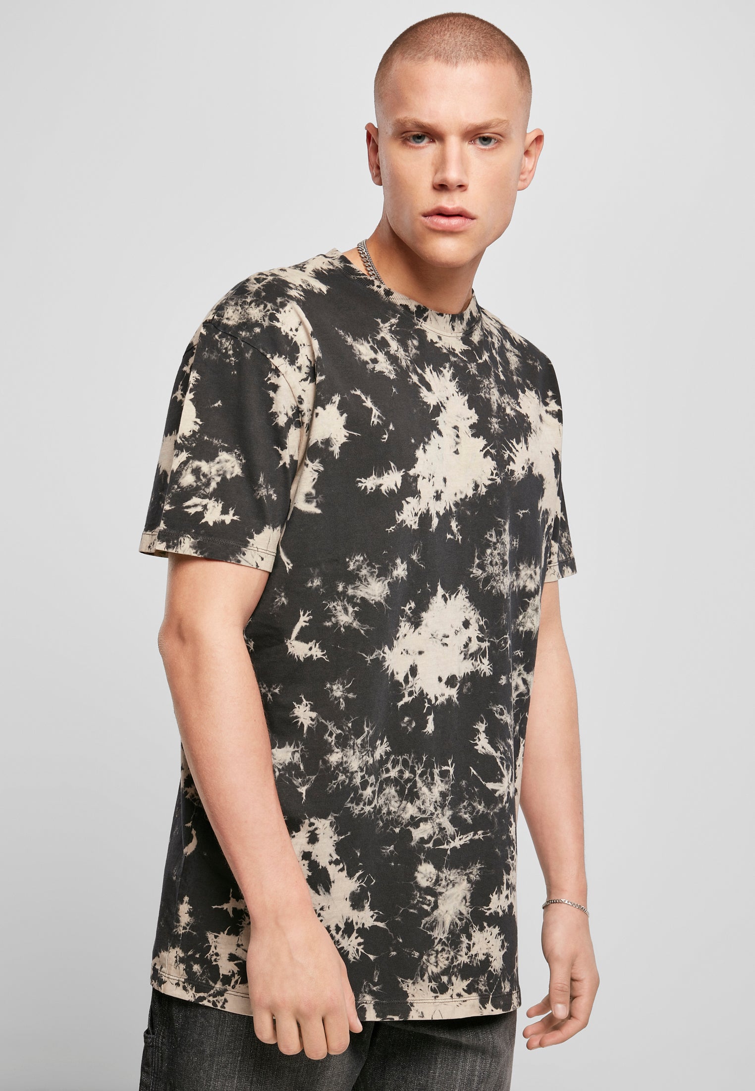 TB 4410 Ovsize Bleached Tee